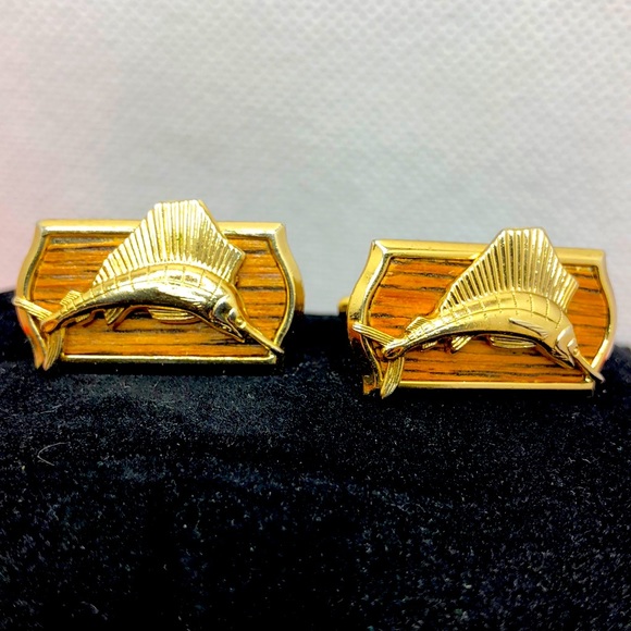 Hickok Sailfish Cuff Links - Picture 3 of 13